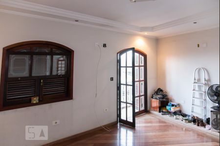 Casa para alugar com 315m², 5 quartos e 6 vagas Casa para alugar com 315m², 5 quartos e 6 vagasSuite 3