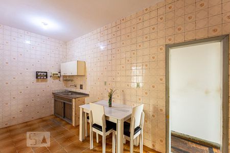 Apartamento à venda com 100m², 3 quartos e sem vagaCozinha