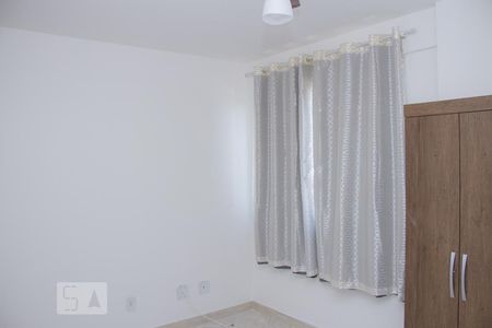 Suíte de apartamento para alugar com 2 quartos, 62m² em Vila Valqueire, Rio de Janeiro