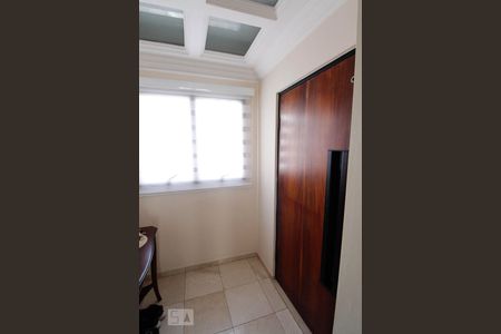 Hall social de apartamento à venda com 4 quartos, 176m² em Camargos, Guarulhos
