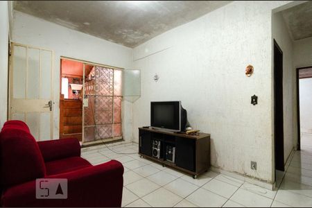 Casa à venda com 600m², 4 quartos e 3 vagas Casa à venda com 600m², 4 quartos e 3 vagasSala barracão 2