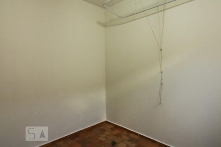 Casa para alugar com 3m², 4 quartos e sem vaga Casa para alugar com 3m², 4 quartos e sem vagaQuarto de Serviço