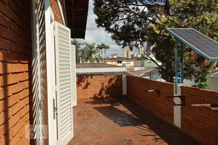 Casa para alugar com 3m², 4 quartos e sem vaga Casa para alugar com 3m², 4 quartos e sem vagaVaranda 2