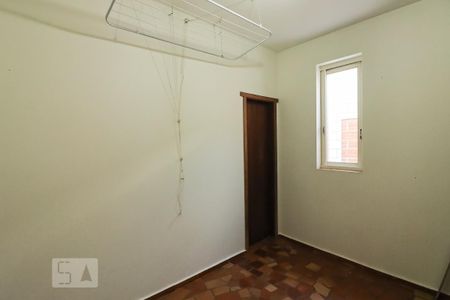 Casa para alugar com 3m², 4 quartos e sem vaga Casa para alugar com 3m², 4 quartos e sem vagaQuarto de Serviço