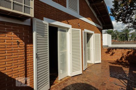 Casa para alugar com 3m², 4 quartos e sem vaga Casa para alugar com 3m², 4 quartos e sem vagaVaranda 2