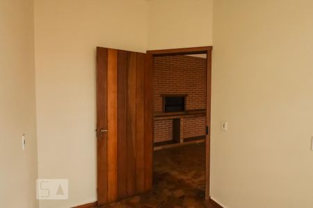 Casa para alugar com 3m², 4 quartos e sem vaga Casa para alugar com 3m², 4 quartos e sem vagaSala 3