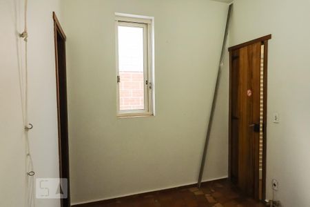 Casa para alugar com 3m², 4 quartos e sem vaga Casa para alugar com 3m², 4 quartos e sem vagaQuarto de Serviço