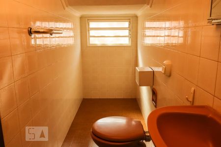 Casa para alugar com 3m², 4 quartos e sem vaga Casa para alugar com 3m², 4 quartos e sem vagaLavabo