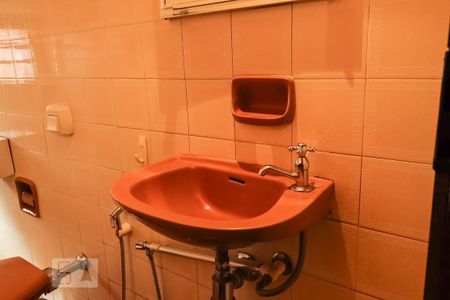 Casa para alugar com 3m², 4 quartos e sem vaga Casa para alugar com 3m², 4 quartos e sem vagaPia