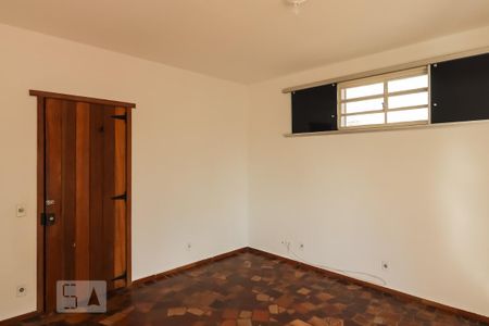 Casa para alugar com 3m², 4 quartos e sem vaga Casa para alugar com 3m², 4 quartos e sem vagaSuíte