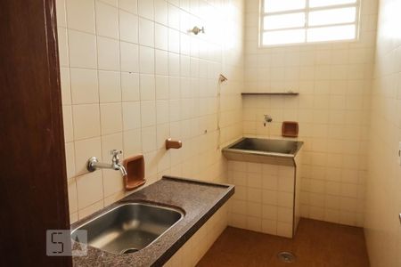 Casa para alugar com 3m², 4 quartos e sem vaga Casa para alugar com 3m², 4 quartos e sem vagaCozinha