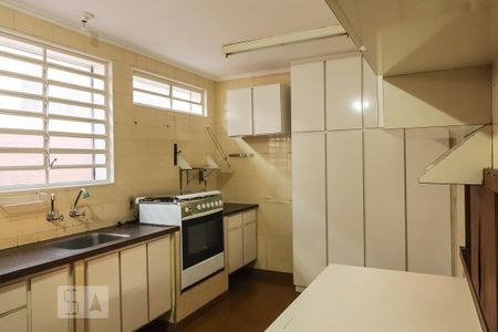 Casa para alugar com 3m², 4 quartos e sem vaga Casa para alugar com 3m², 4 quartos e sem vagaCozinha