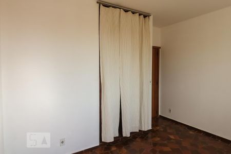 Casa para alugar com 3m², 4 quartos e sem vaga Casa para alugar com 3m², 4 quartos e sem vagaQuarto 2