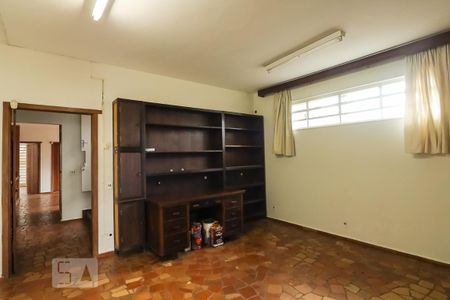 Casa para alugar com 3m², 4 quartos e sem vaga Casa para alugar com 3m², 4 quartos e sem vagaSala 4