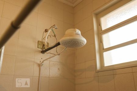 Casa para alugar com 3m², 4 quartos e sem vaga Casa para alugar com 3m², 4 quartos e sem vagaChuveiro