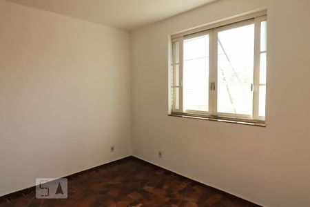 Casa para alugar com 3m², 4 quartos e sem vaga Casa para alugar com 3m², 4 quartos e sem vagaQuarto 2