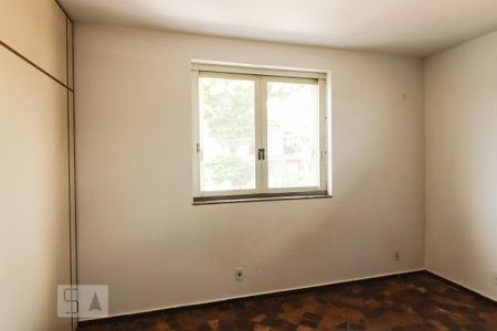 Casa para alugar com 3m², 4 quartos e sem vaga Casa para alugar com 3m², 4 quartos e sem vagaQuarto 1