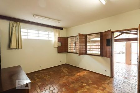 Casa para alugar com 3m², 4 quartos e sem vaga Casa para alugar com 3m², 4 quartos e sem vagaSala 4