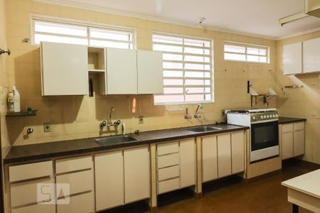 Casa para alugar com 3m², 4 quartos e sem vaga Casa para alugar com 3m², 4 quartos e sem vagaCozinha