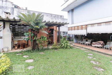 Casa para alugar com 750m², 4 quartos e 5 vagas Casa para alugar com 750m², 4 quartos e 5 vagasQuintal