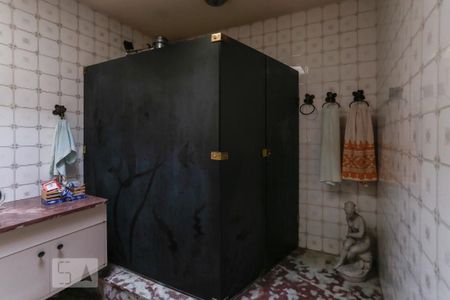 Casa para alugar com 750m², 4 quartos e 5 vagas Casa para alugar com 750m², 4 quartos e 5 vagasBanheiro Social