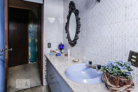 Casa para alugar com 750m², 4 quartos e 5 vagas Casa para alugar com 750m², 4 quartos e 5 vagasBanheiro Suíte 2