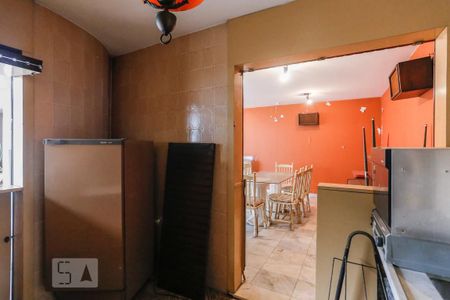 Casa para alugar com 750m², 4 quartos e 5 vagas Casa para alugar com 750m², 4 quartos e 5 vagasSalão de Festas