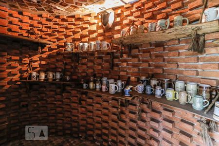 Casa para alugar com 750m², 4 quartos e 5 vagas Casa para alugar com 750m², 4 quartos e 5 vagasBar