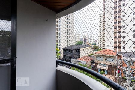 Varanda de apartamento para alugar com 3 quartos, 110m² em Indianópolis, São Paulo