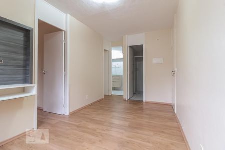 Sala de apartamento para alugar com 2 quartos, 38m² em Vila Curuçá, São Paulo