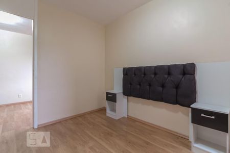 Quarto 1 de apartamento para alugar com 2 quartos, 38m² em Vila Curuçá, São Paulo