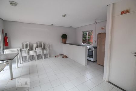 Apartamento para alugar com 38m², 2 quartos e sem vaga Apartamento para alugar com 38m², 2 quartos e sem vagaSalão de Festas