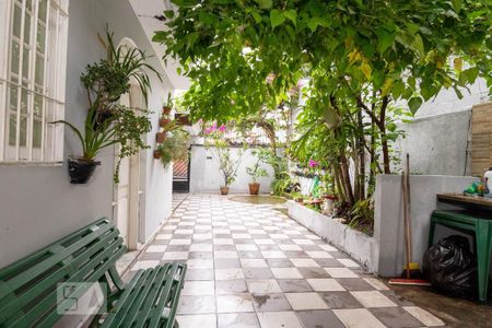 Casa à venda com 240m², 3 quartos e 3 vagasQuintal