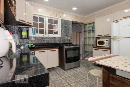 Cozinha de casa à venda com 3 quartos, 240m² em Vila Guarani (z Sul), São Paulo