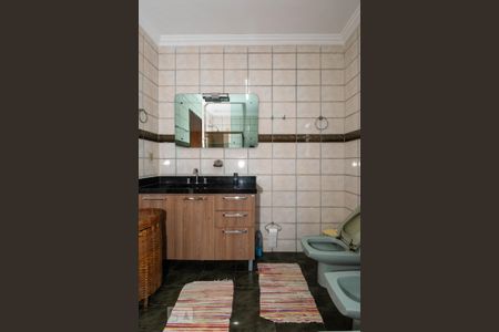 Casa à venda com 240m², 3 quartos e 3 vagasBanheiro