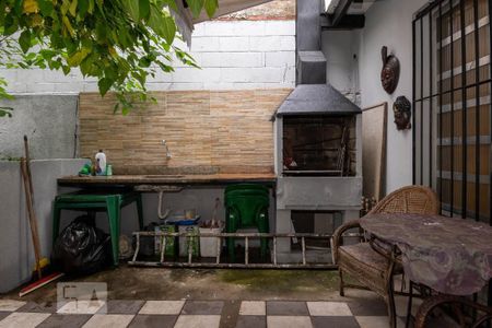 Casa à venda com 240m², 3 quartos e 3 vagasChurrasqueira