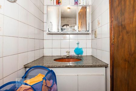 Casa à venda com 240m², 3 quartos e 3 vagasBanheiro da Suíte