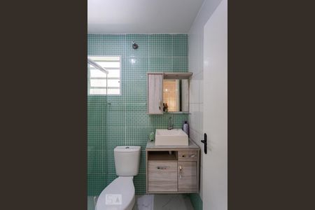 Casa para alugar com 78m², 2 quartos e sem vagaBanheiro