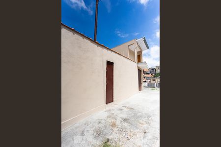 Casa para alugar com 78m², 2 quartos e sem vagaFachada