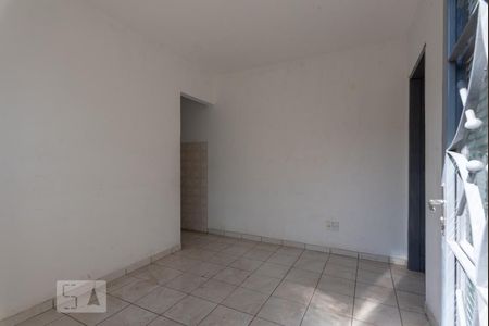 Casa para alugar com 80m², 2 quartos e 1 vagaSala