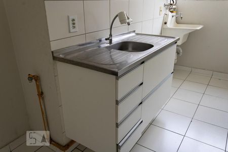 Apartamento para alugar com 51m², 2 quartos e 1 vaga Apartamento para alugar com 51m², 2 quartos e 1 vagaCozinha - Armários