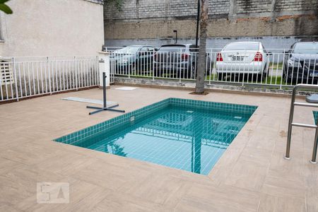 Apartamento para alugar com 51m², 2 quartos e 1 vaga Apartamento para alugar com 51m², 2 quartos e 1 vagaÁrea comum - Piscina