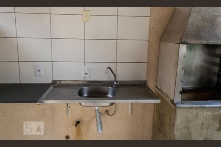 Apartamento para alugar com 51m², 2 quartos e 1 vaga Apartamento para alugar com 51m², 2 quartos e 1 vagaÁrea comum - Churrasqueira