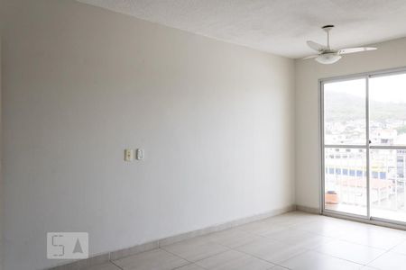 Sala de apartamento para alugar com 2 quartos, 51m² em Campo Grande, Rio de Janeiro