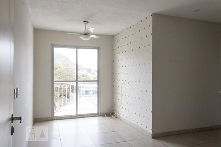 Sala de apartamento para alugar com 2 quartos, 51m² em Campo Grande, Rio de Janeiro
