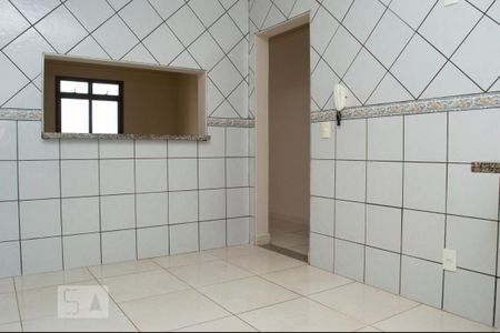 Apartamento para alugar com 68m², 2 quartos e 2 vagasCozinha