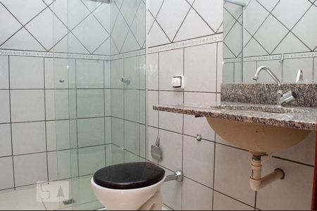 Apartamento para alugar com 68m², 2 quartos e 2 vagasBanheiro Social
