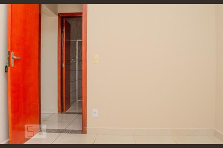 Quarto 1 de apartamento para alugar com 2 quartos, 68m² em Santa Mônica, Uberlândia