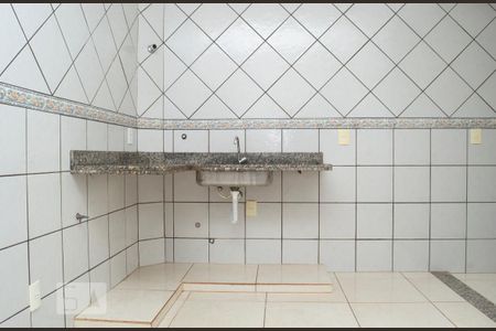 Apartamento para alugar com 68m², 2 quartos e 2 vagasCozinha