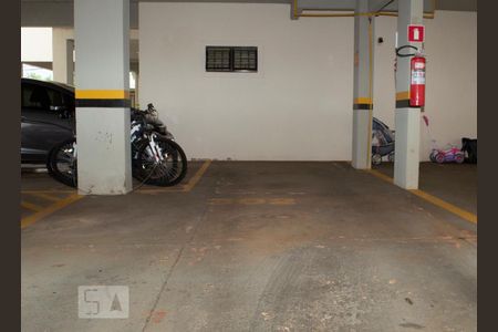 Apartamento para alugar com 68m², 2 quartos e 2 vagasGaragem